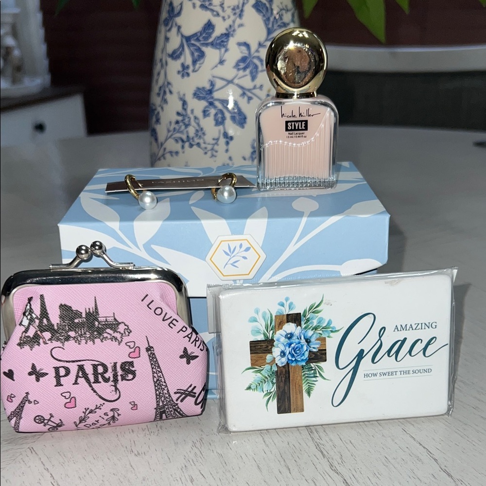 Easter Gift - 7 Items